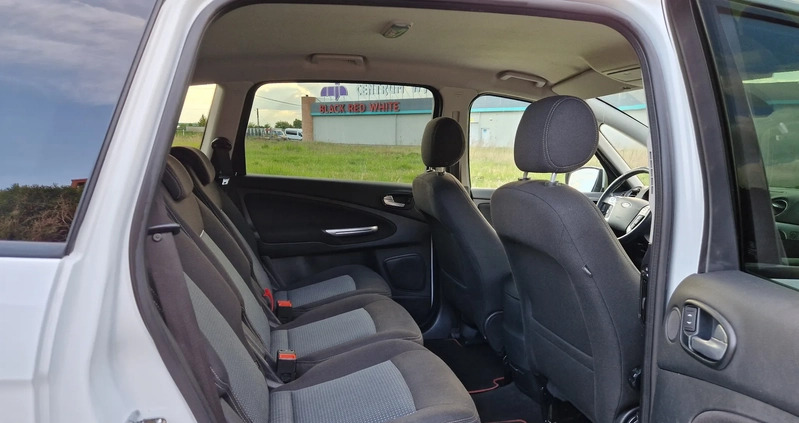 Ford S-Max cena 37900 przebieg: 239000, rok produkcji 2014 z Gniezno małe 211